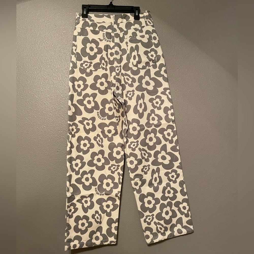 Shekou Patterned Jeans - Picture 2 of 5